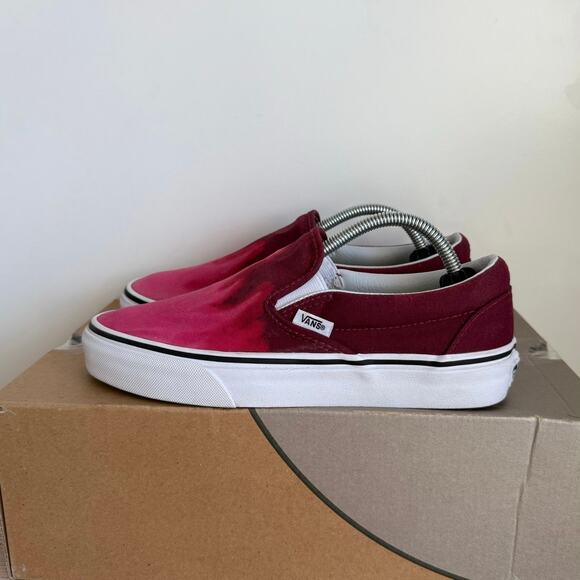 Vans Classic Lo Slip On Pink \\White Sneakers  SZ- 6 Men SZ- 7.5 Women main image 4